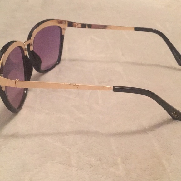 Beautiful sunglasses! - Picture 4 of 5